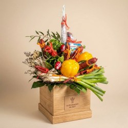 klobásová kytice, gurmánský dárek, čabajky, Babybel, fuet, camembert, masová kytice, originální dárek, klobásové miniviržinky, papriky